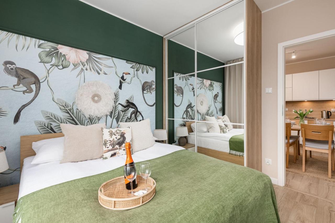 Luxurious Apartment Nadmorskie Tarasy Kolobrzeg By Renters Prestige Bagian luar foto