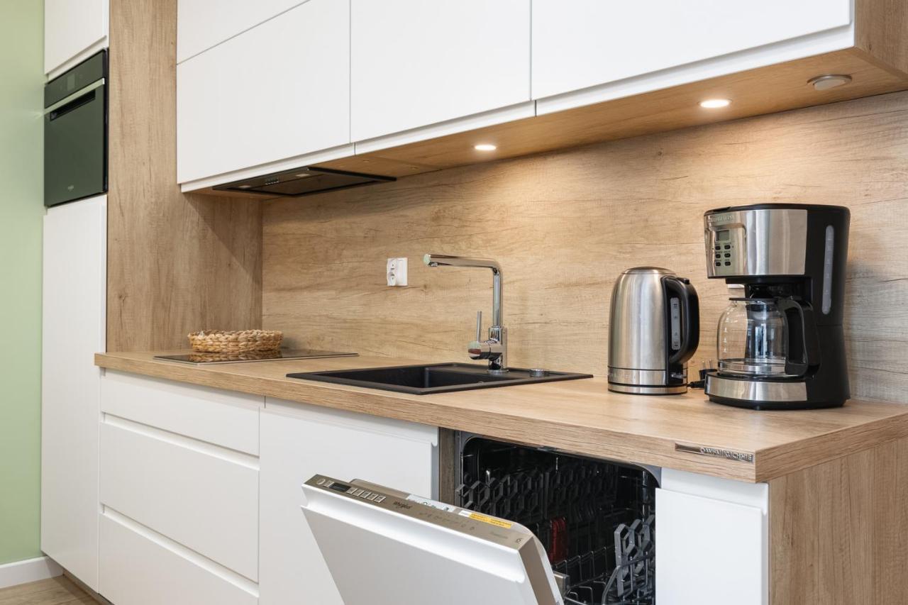 Luxurious Apartment Nadmorskie Tarasy Kolobrzeg By Renters Prestige Bagian luar foto